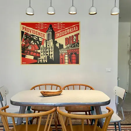 Stylish Terrace Apartment: Historic Centre Haven Apartment