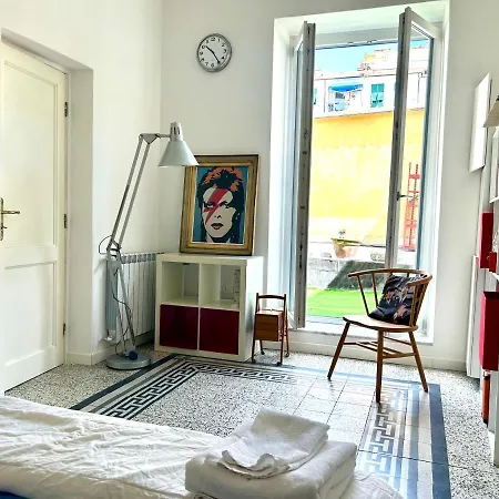 Stylish Terrace Apartment: Historic Centre Haven Apartment La Spezia